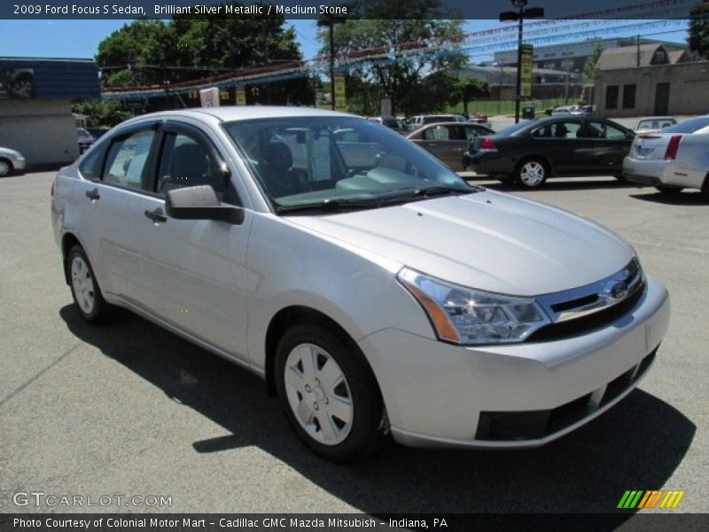 Brilliant Silver Metallic / Medium Stone 2009 Ford Focus S Sedan