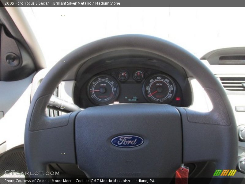 Brilliant Silver Metallic / Medium Stone 2009 Ford Focus S Sedan