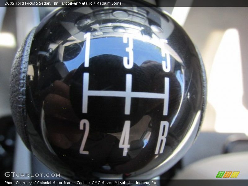 Brilliant Silver Metallic / Medium Stone 2009 Ford Focus S Sedan