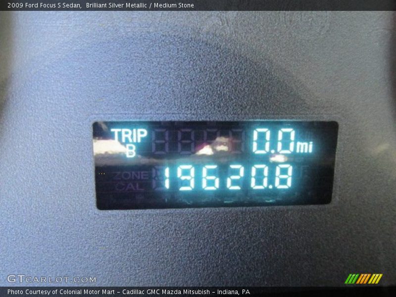 Brilliant Silver Metallic / Medium Stone 2009 Ford Focus S Sedan