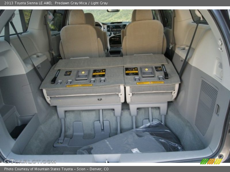 Predawn Gray Mica / Light Gray 2013 Toyota Sienna LE AWD