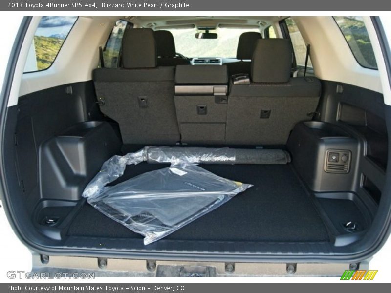 Blizzard White Pearl / Graphite 2013 Toyota 4Runner SR5 4x4
