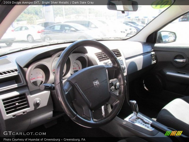 Bright Silver Metallic / Dark Slate Gray 2009 Dodge Avenger SXT