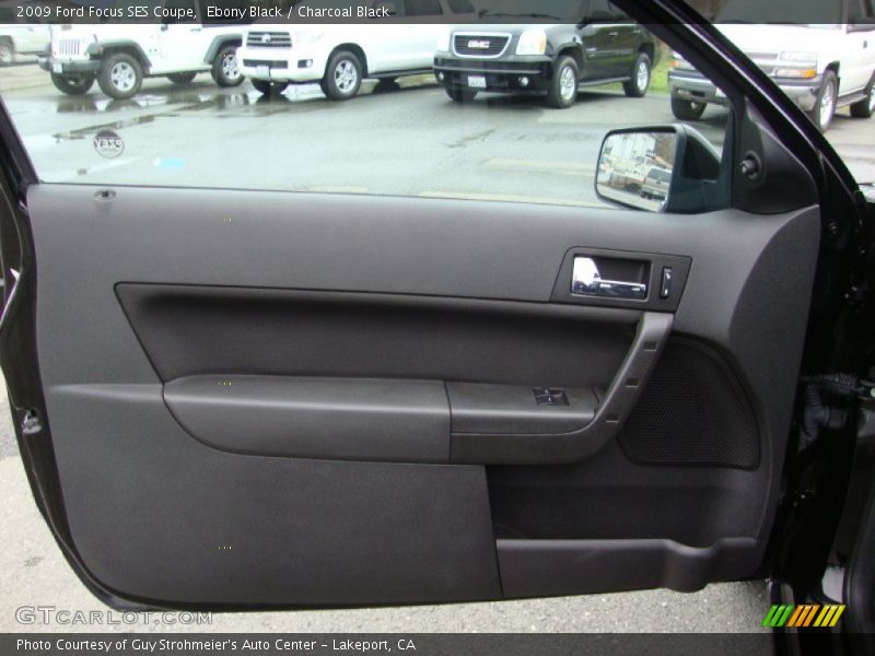 Ebony Black / Charcoal Black 2009 Ford Focus SES Coupe