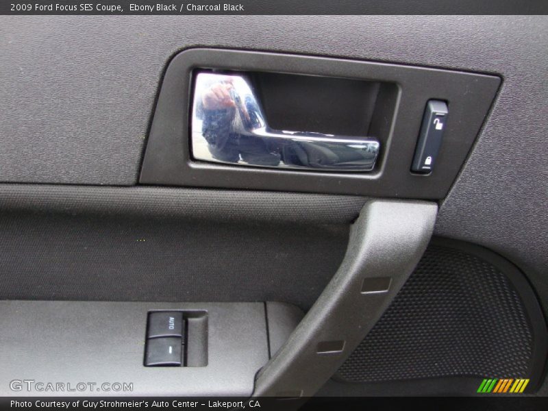 Ebony Black / Charcoal Black 2009 Ford Focus SES Coupe