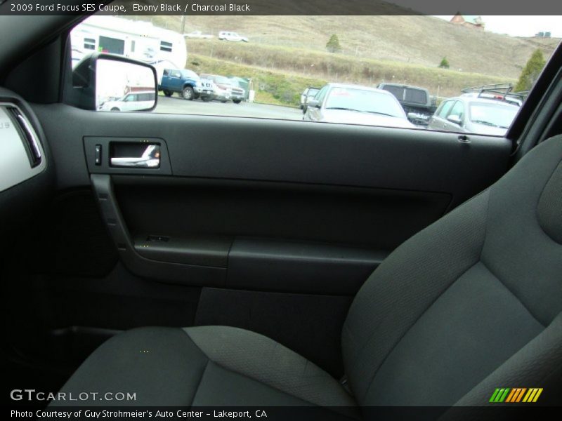 Ebony Black / Charcoal Black 2009 Ford Focus SES Coupe