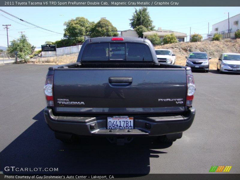 Magnetic Gray Metallic / Graphite Gray 2011 Toyota Tacoma V6 TRD Sport PreRunner Double Cab