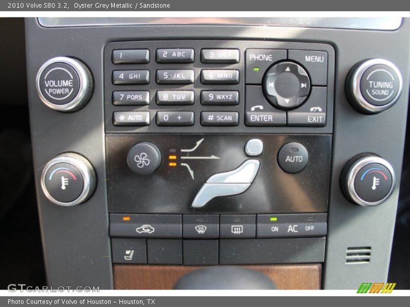 Oyster Grey Metallic / Sandstone 2010 Volvo S80 3.2