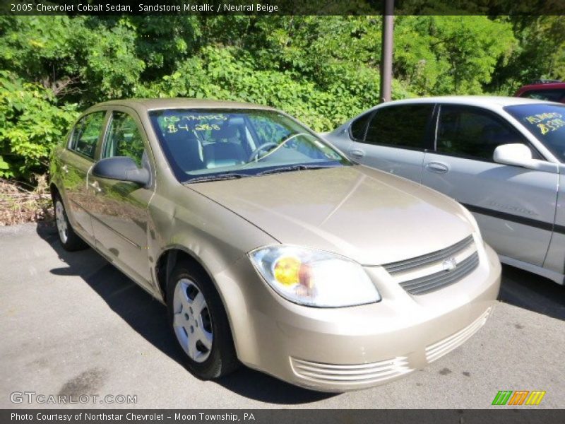Sandstone Metallic / Neutral Beige 2005 Chevrolet Cobalt Sedan
