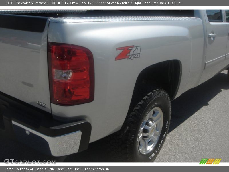 Sheer Silver Metallic / Light Titanium/Dark Titanium 2010 Chevrolet Silverado 2500HD LTZ Crew Cab 4x4