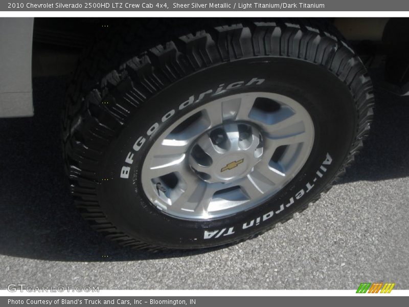 Sheer Silver Metallic / Light Titanium/Dark Titanium 2010 Chevrolet Silverado 2500HD LTZ Crew Cab 4x4
