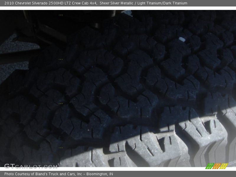Sheer Silver Metallic / Light Titanium/Dark Titanium 2010 Chevrolet Silverado 2500HD LTZ Crew Cab 4x4