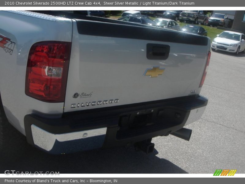 Sheer Silver Metallic / Light Titanium/Dark Titanium 2010 Chevrolet Silverado 2500HD LTZ Crew Cab 4x4