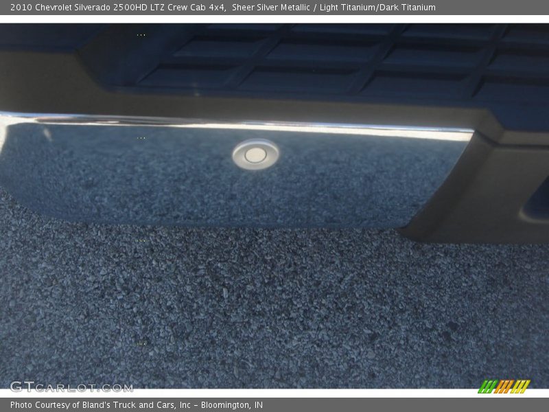 Sheer Silver Metallic / Light Titanium/Dark Titanium 2010 Chevrolet Silverado 2500HD LTZ Crew Cab 4x4