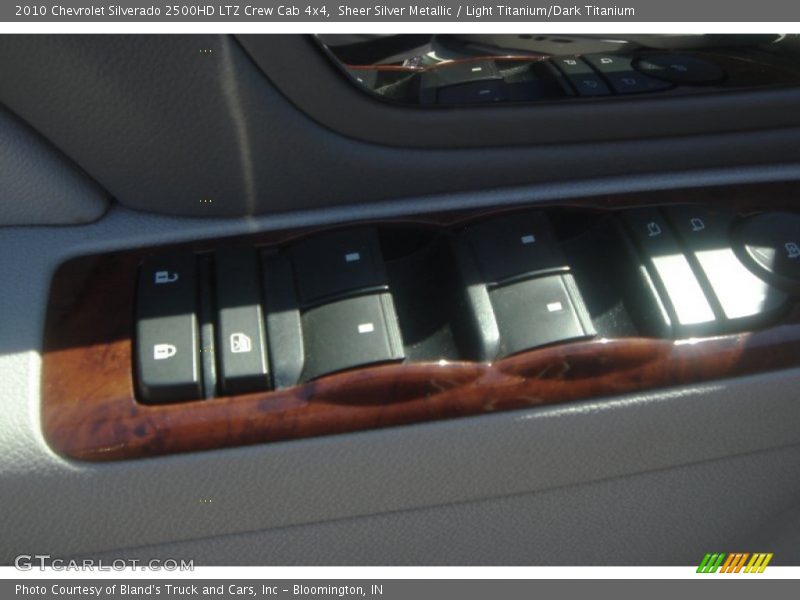 Sheer Silver Metallic / Light Titanium/Dark Titanium 2010 Chevrolet Silverado 2500HD LTZ Crew Cab 4x4