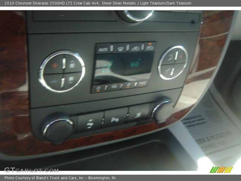 Sheer Silver Metallic / Light Titanium/Dark Titanium 2010 Chevrolet Silverado 2500HD LTZ Crew Cab 4x4