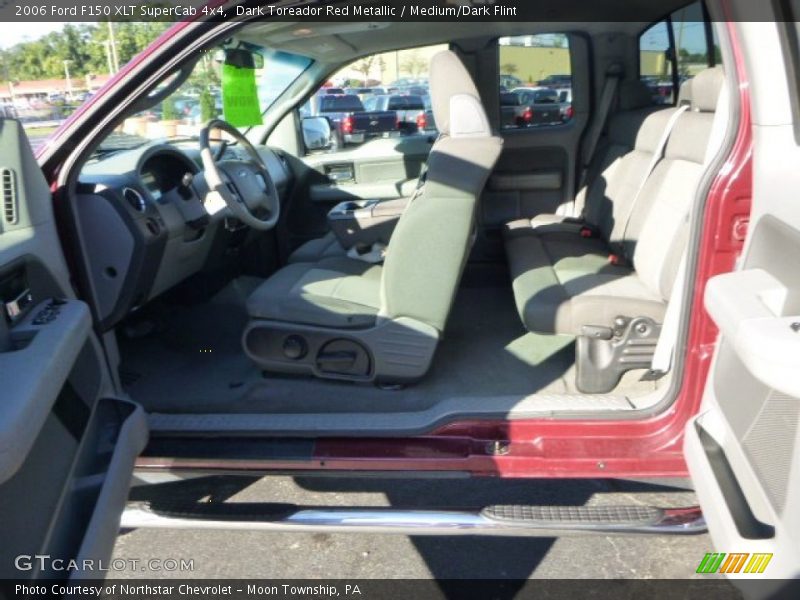 Dark Toreador Red Metallic / Medium/Dark Flint 2006 Ford F150 XLT SuperCab 4x4