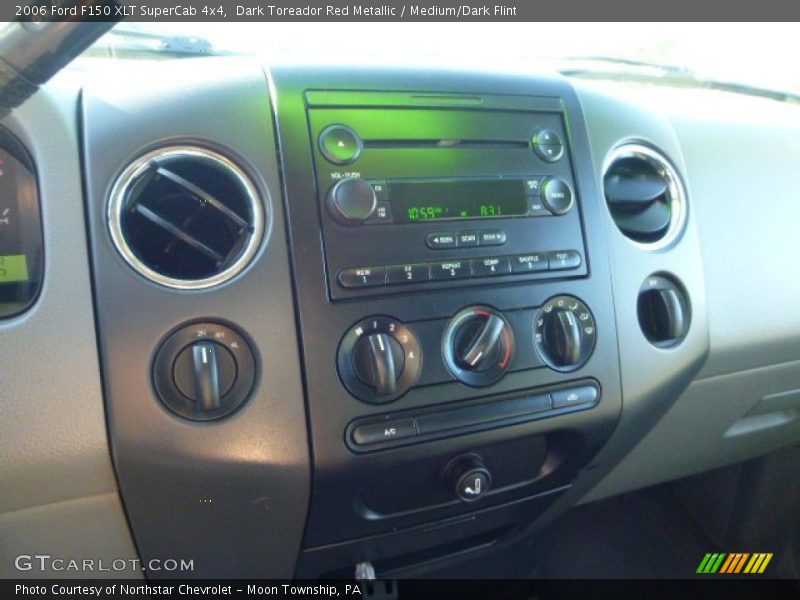 Dark Toreador Red Metallic / Medium/Dark Flint 2006 Ford F150 XLT SuperCab 4x4