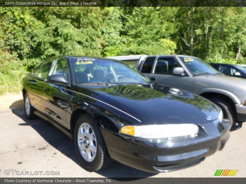 Black Onyx / Neutral 2000 Oldsmobile Intrigue GL