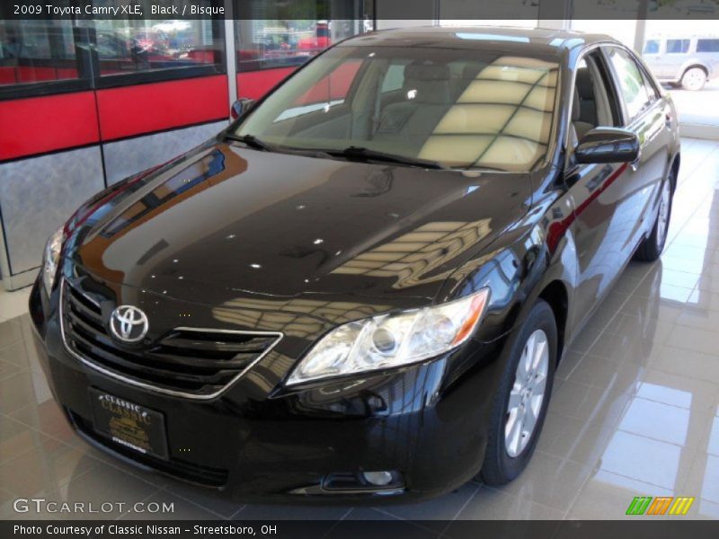 Black / Bisque 2009 Toyota Camry XLE