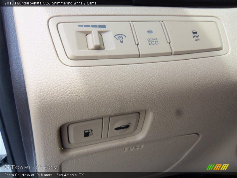 Shimmering White / Camel 2013 Hyundai Sonata GLS