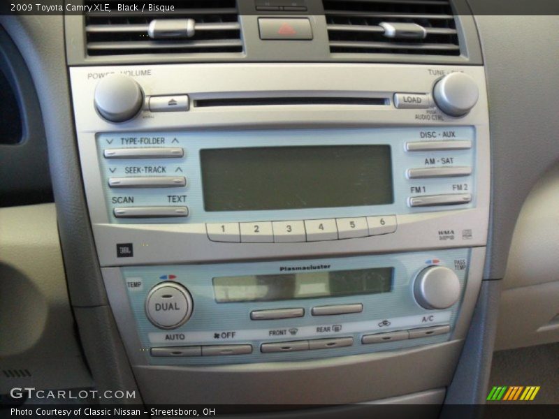Black / Bisque 2009 Toyota Camry XLE