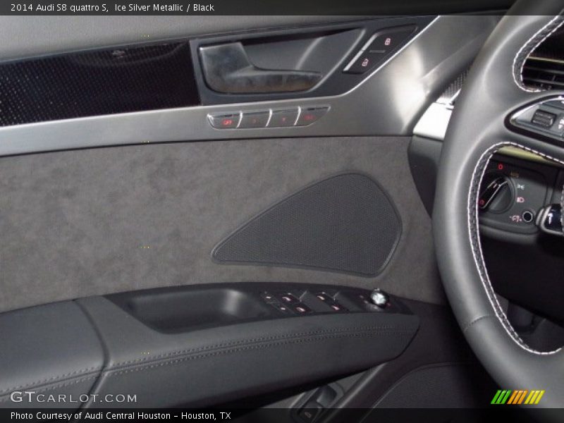 Ice Silver Metallic / Black 2014 Audi S8 quattro S