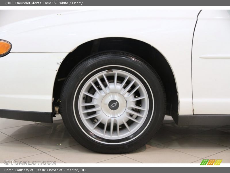 White / Ebony 2002 Chevrolet Monte Carlo LS