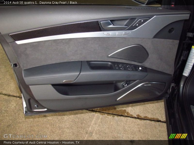 Daytona Gray Pearl / Black 2014 Audi S8 quattro S