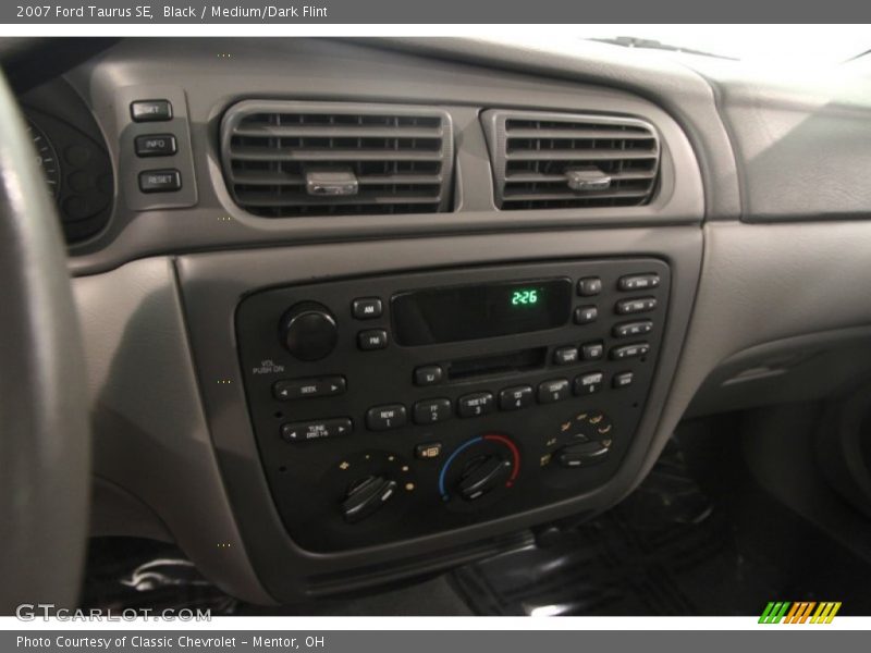 Black / Medium/Dark Flint 2007 Ford Taurus SE