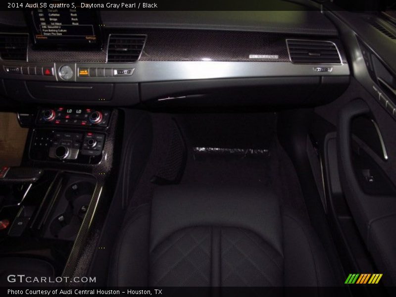 Daytona Gray Pearl / Black 2014 Audi S8 quattro S