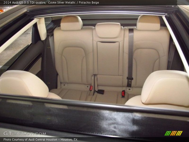 Rear Seat of 2014 Q5 3.0 TDI quattro