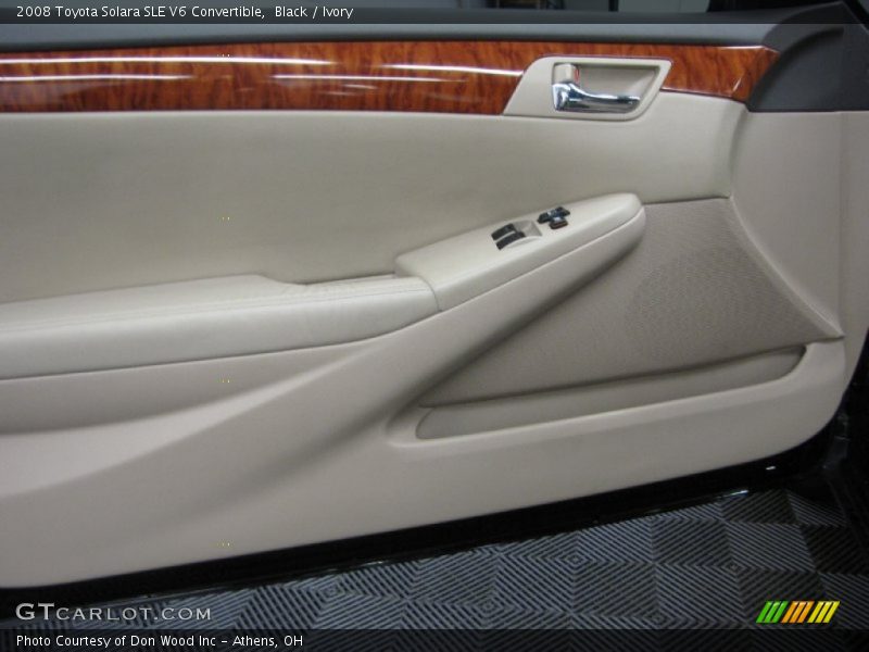 Black / Ivory 2008 Toyota Solara SLE V6 Convertible