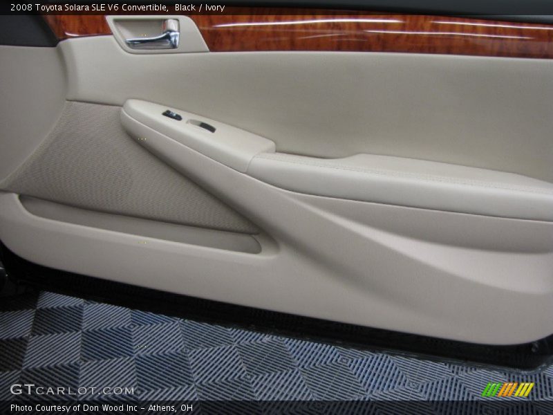 Black / Ivory 2008 Toyota Solara SLE V6 Convertible
