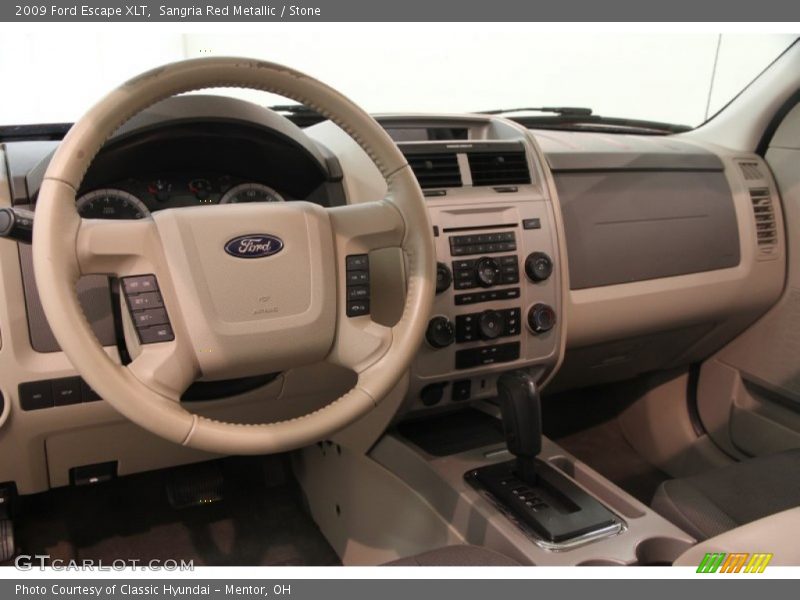 Dashboard of 2009 Escape XLT