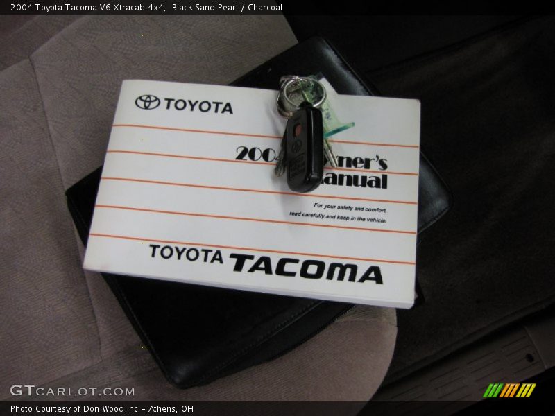 Black Sand Pearl / Charcoal 2004 Toyota Tacoma V6 Xtracab 4x4