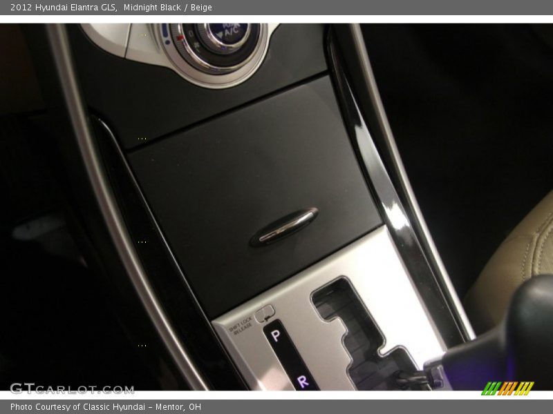 Midnight Black / Beige 2012 Hyundai Elantra GLS
