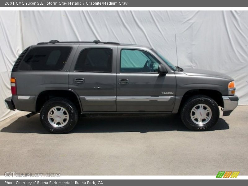 Storm Gray Metallic / Graphite/Medium Gray 2001 GMC Yukon SLE