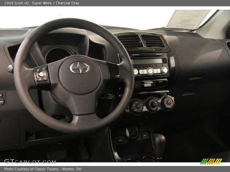 Super White / Charcoal Gray 2009 Scion xD