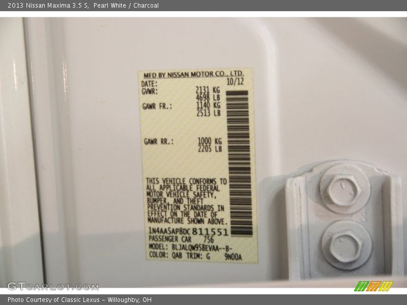 Pearl White / Charcoal 2013 Nissan Maxima 3.5 S