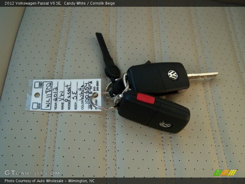 Candy White / Cornsilk Beige 2012 Volkswagen Passat V6 SE