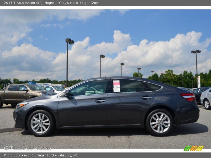 Magnetic Gray Metallic / Light Gray 2013 Toyota Avalon XLE