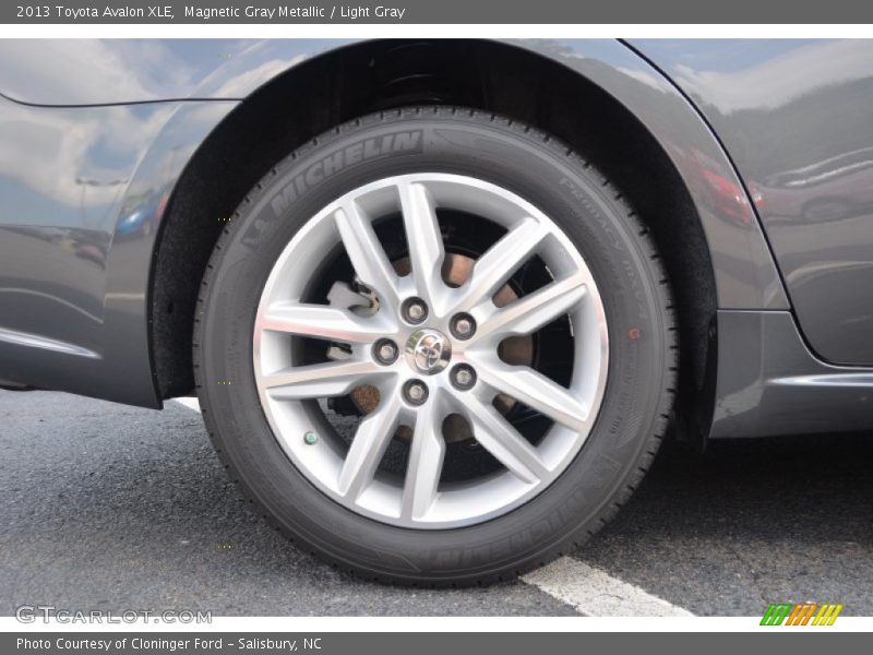 Magnetic Gray Metallic / Light Gray 2013 Toyota Avalon XLE