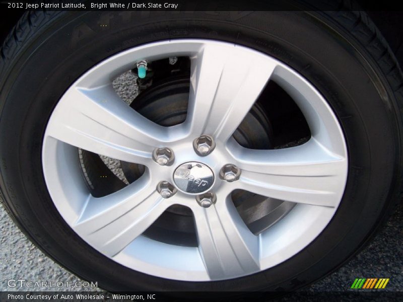 Bright White / Dark Slate Gray 2012 Jeep Patriot Latitude