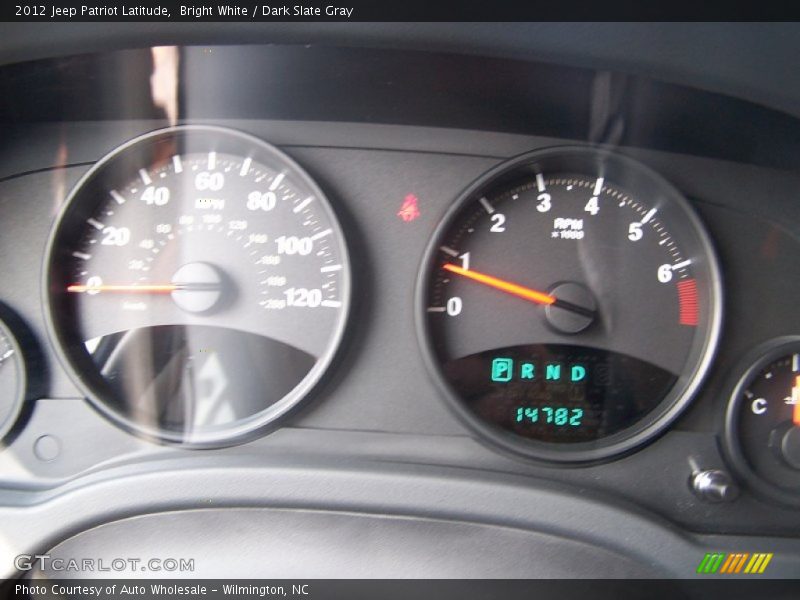 Bright White / Dark Slate Gray 2012 Jeep Patriot Latitude