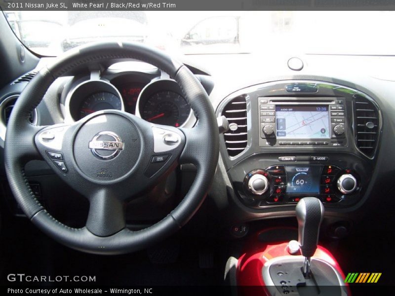 White Pearl / Black/Red w/Red Trim 2011 Nissan Juke SL