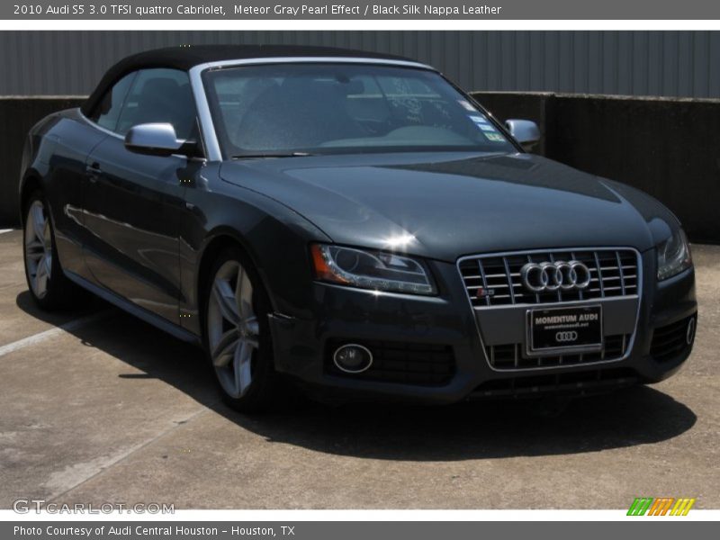 Meteor Gray Pearl Effect / Black Silk Nappa Leather 2010 Audi S5 3.0 TFSI quattro Cabriolet