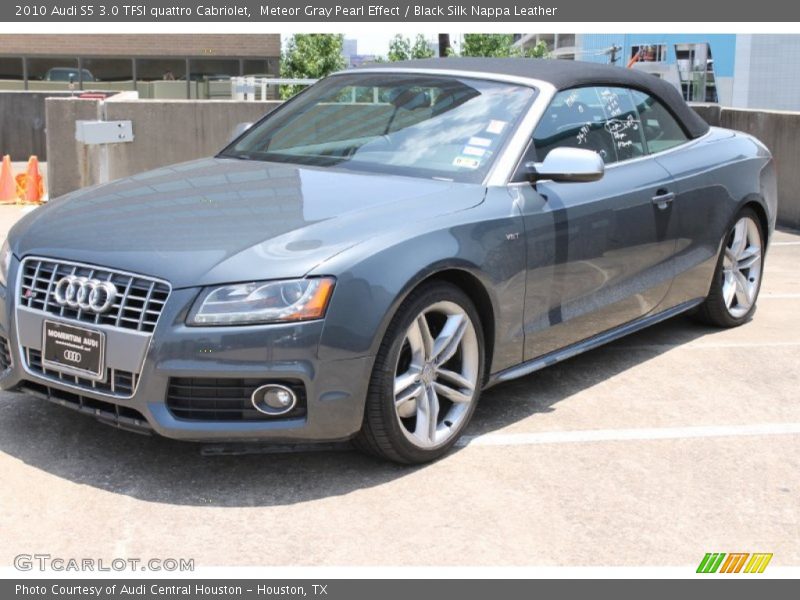 Meteor Gray Pearl Effect / Black Silk Nappa Leather 2010 Audi S5 3.0 TFSI quattro Cabriolet