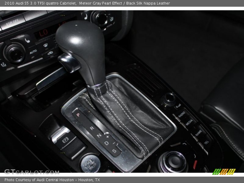 Meteor Gray Pearl Effect / Black Silk Nappa Leather 2010 Audi S5 3.0 TFSI quattro Cabriolet