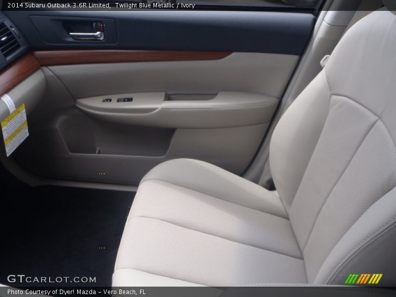 Twilight Blue Metallic / Ivory 2014 Subaru Outback 3.6R Limited
